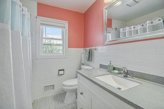 $345,700 | 409 South Street, Spring Lake, MI 49456