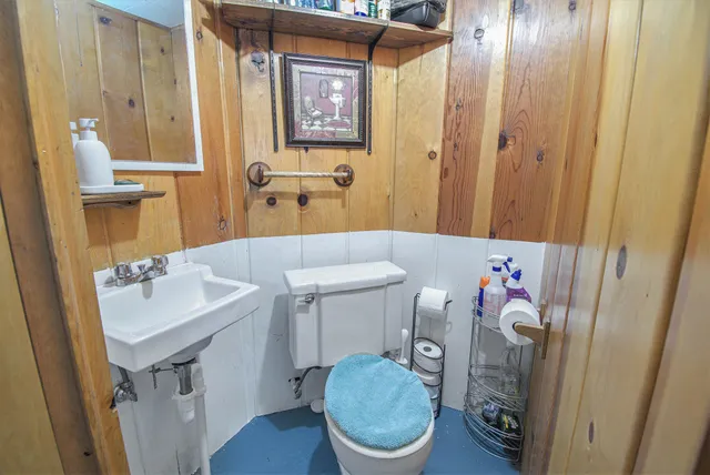 $345,700 | 409 South Street, Spring Lake, MI 49456