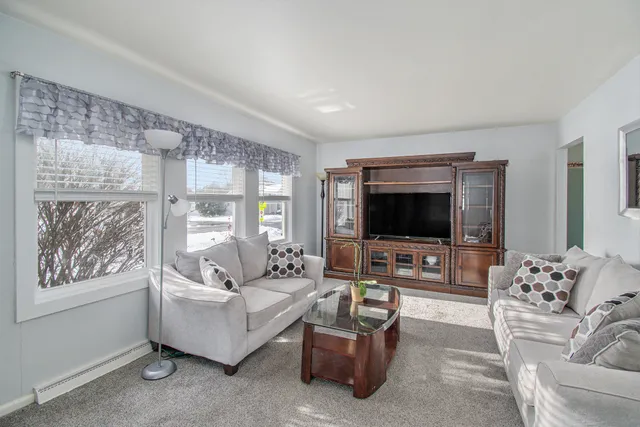 $345,700 | 409 South Street, Spring Lake, MI 49456