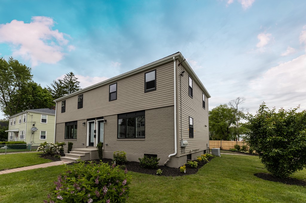 18 Joyce Kilmer Road, Unit 2 Boston, MA 02132 - Photo 17 of 17