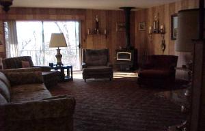 29287 Westmoore Road Shingletown, CA 96088 - Photo 12 of 17 Family Room