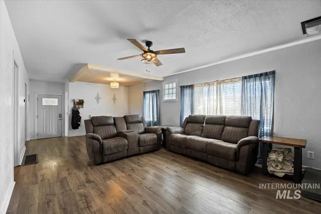 $600,000 | 2815 Center Payette Id 83661, Payette, ID 83661