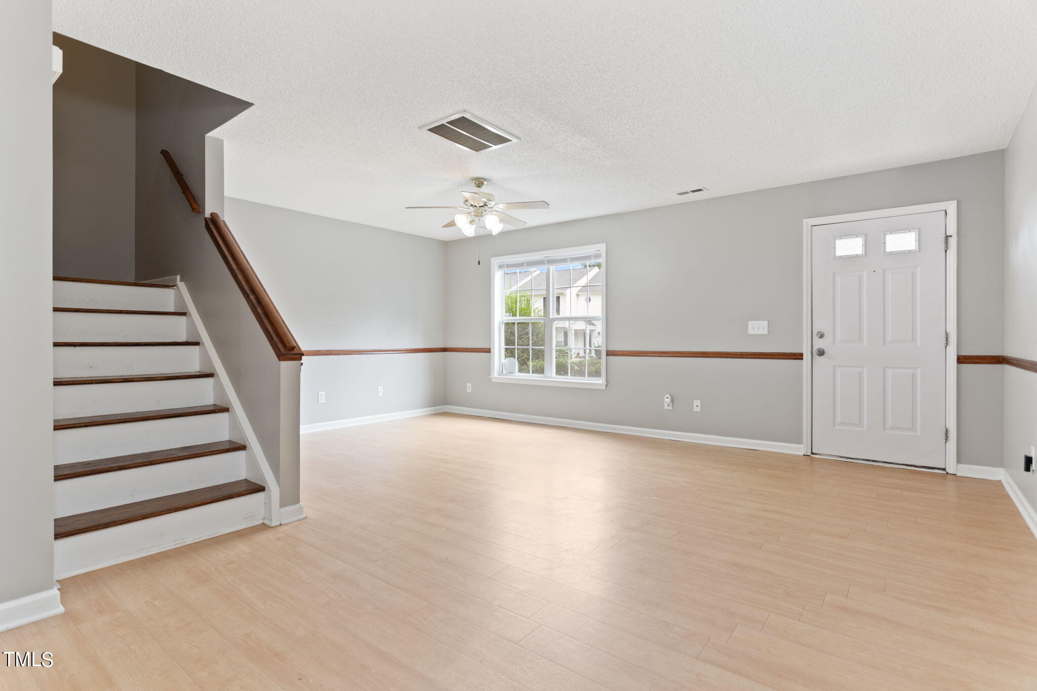 2605 Dwight Place Raleigh, NC 27610 - Photo 6 of 19 3-web-or-mls-2605-dwight-pl