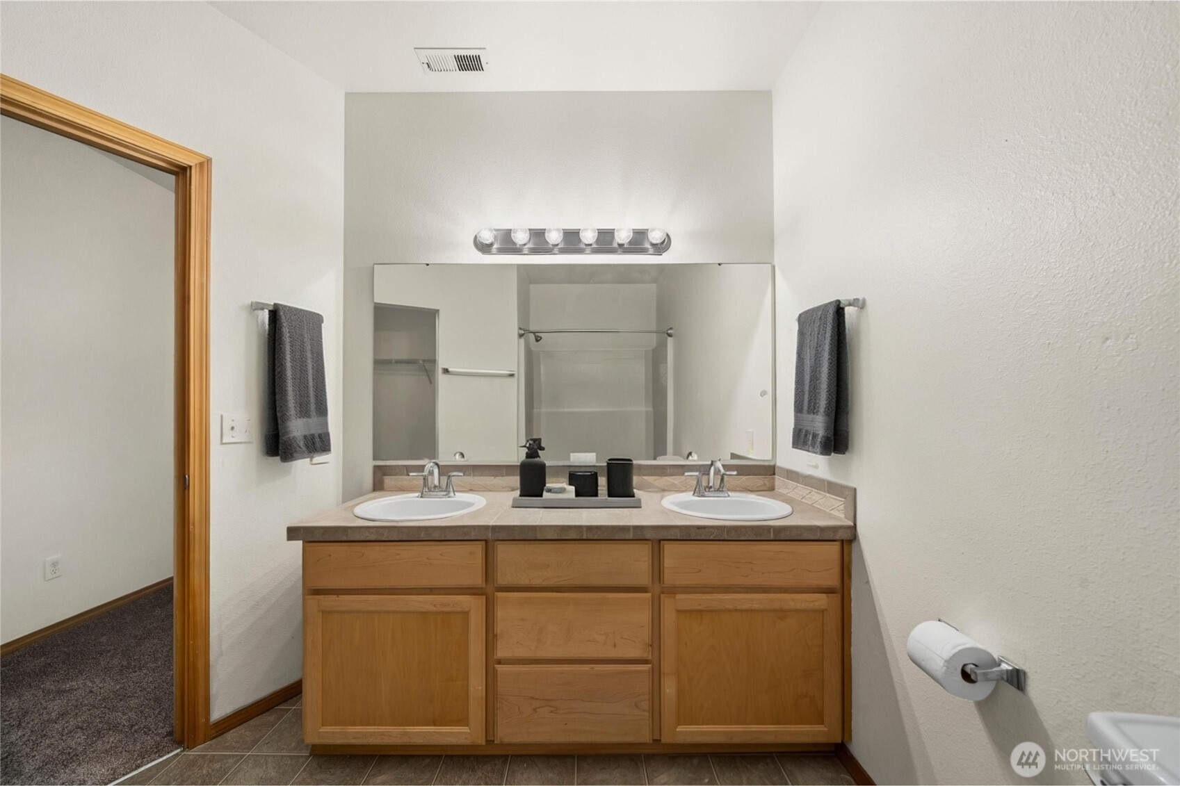 8113 Custer Road Southwest, Unit E5 Lakewood, WA 98499 - Photo 13 of 29