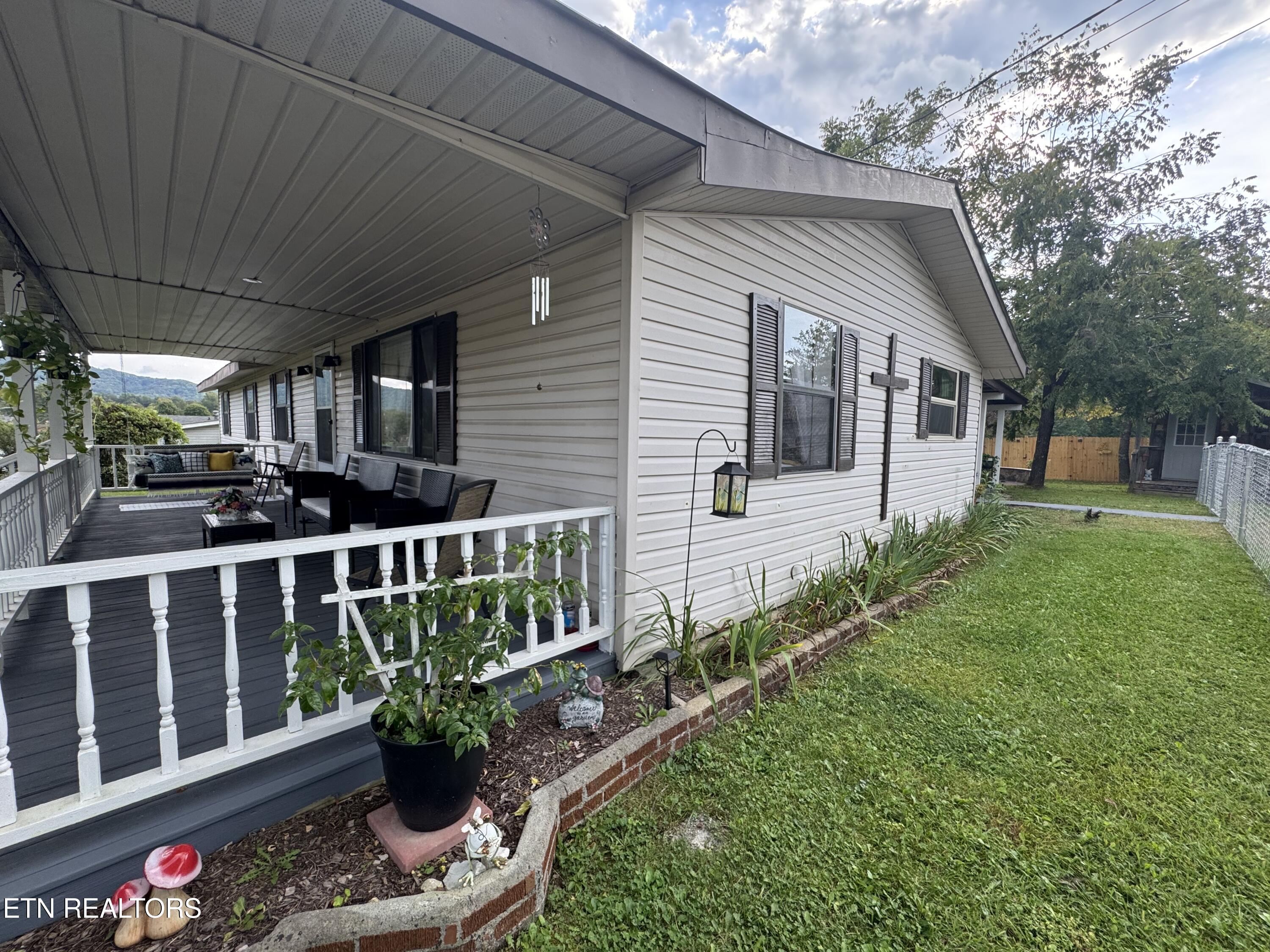 142 Norma Road Huntsville, TN 37756 - Photo 5 of 36 IMG_9650