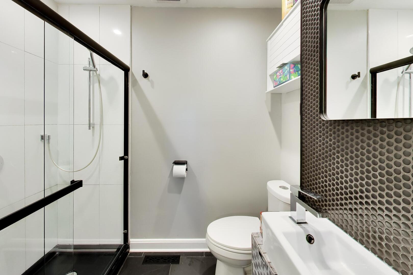 901 Locust Road Wilmette, IL 60091 - Photo 19 of 65 Gallery Image 19