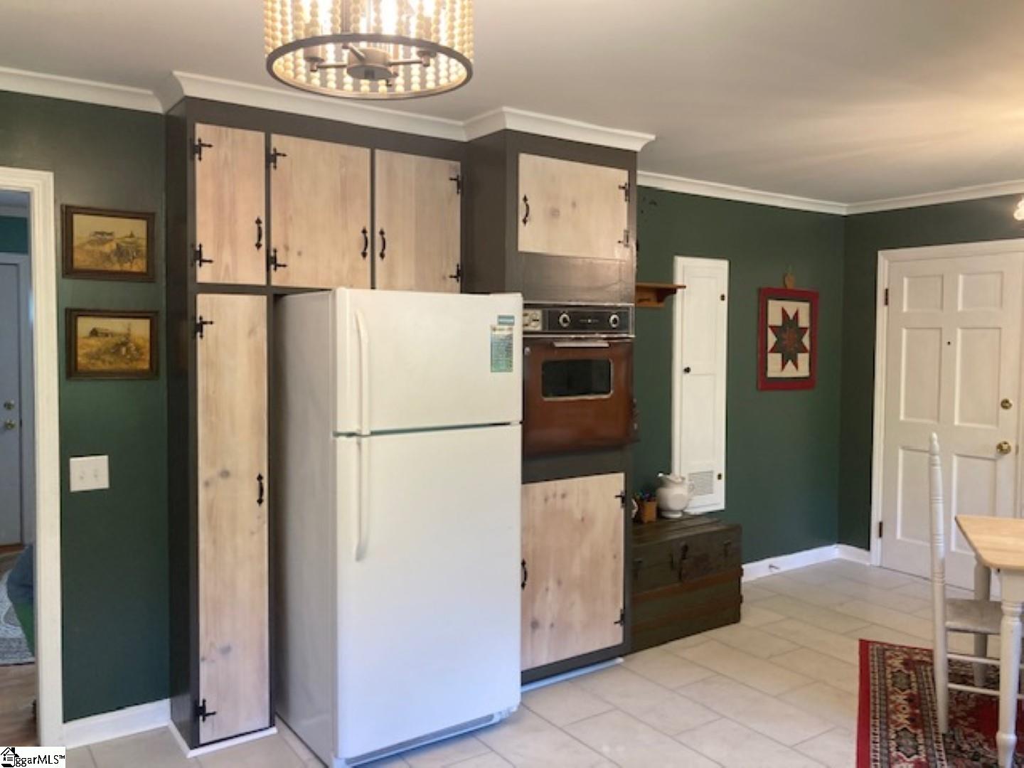 100 Dowling Street Easley, SC 29640 - Photo 8 of 25 Gallery Image 8