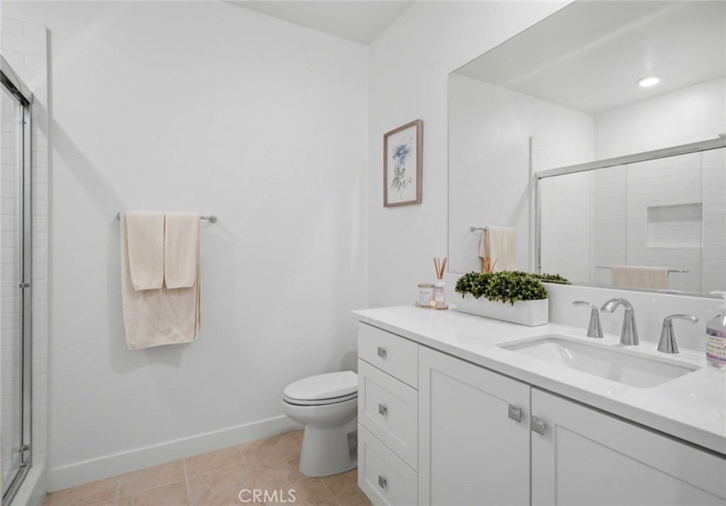 175 Sash Irvine, CA 92618 - Photo 13 of 34