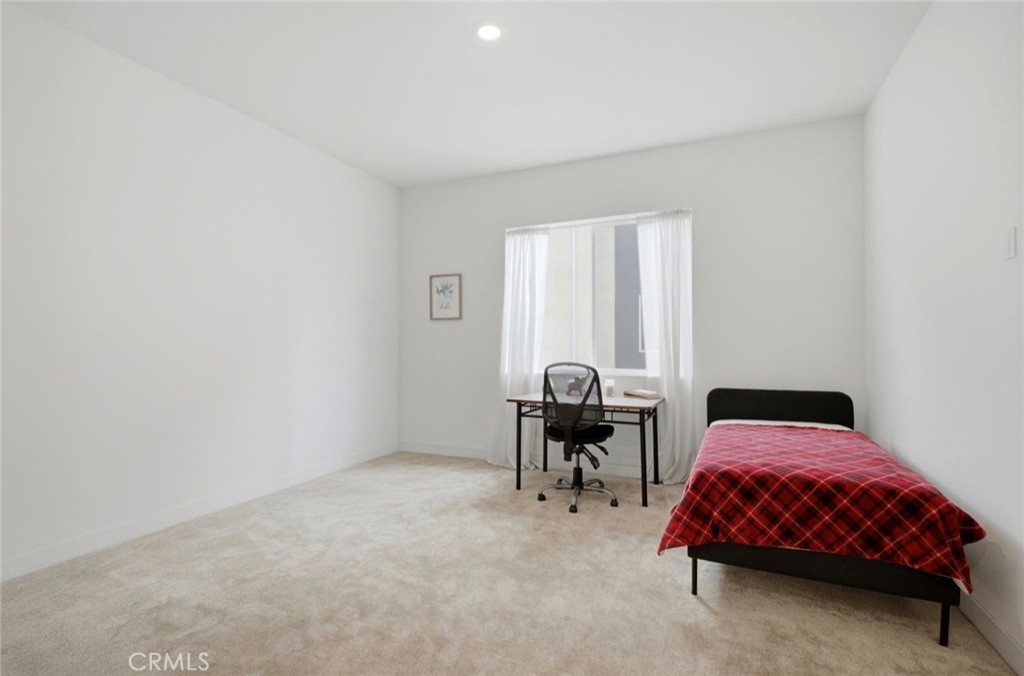 175 Sash Irvine, CA 92618 - Photo 22 of 34 Bed2