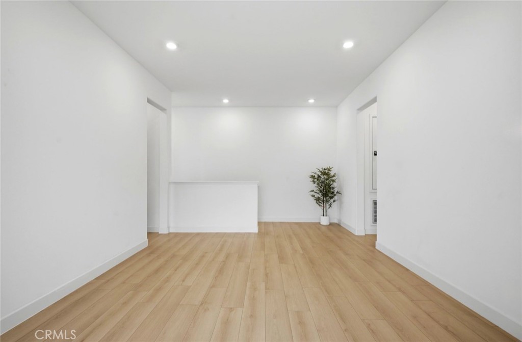 175 Sash Irvine, CA 92618 - Photo 24 of 34 Loft or convert to 4th bedroom