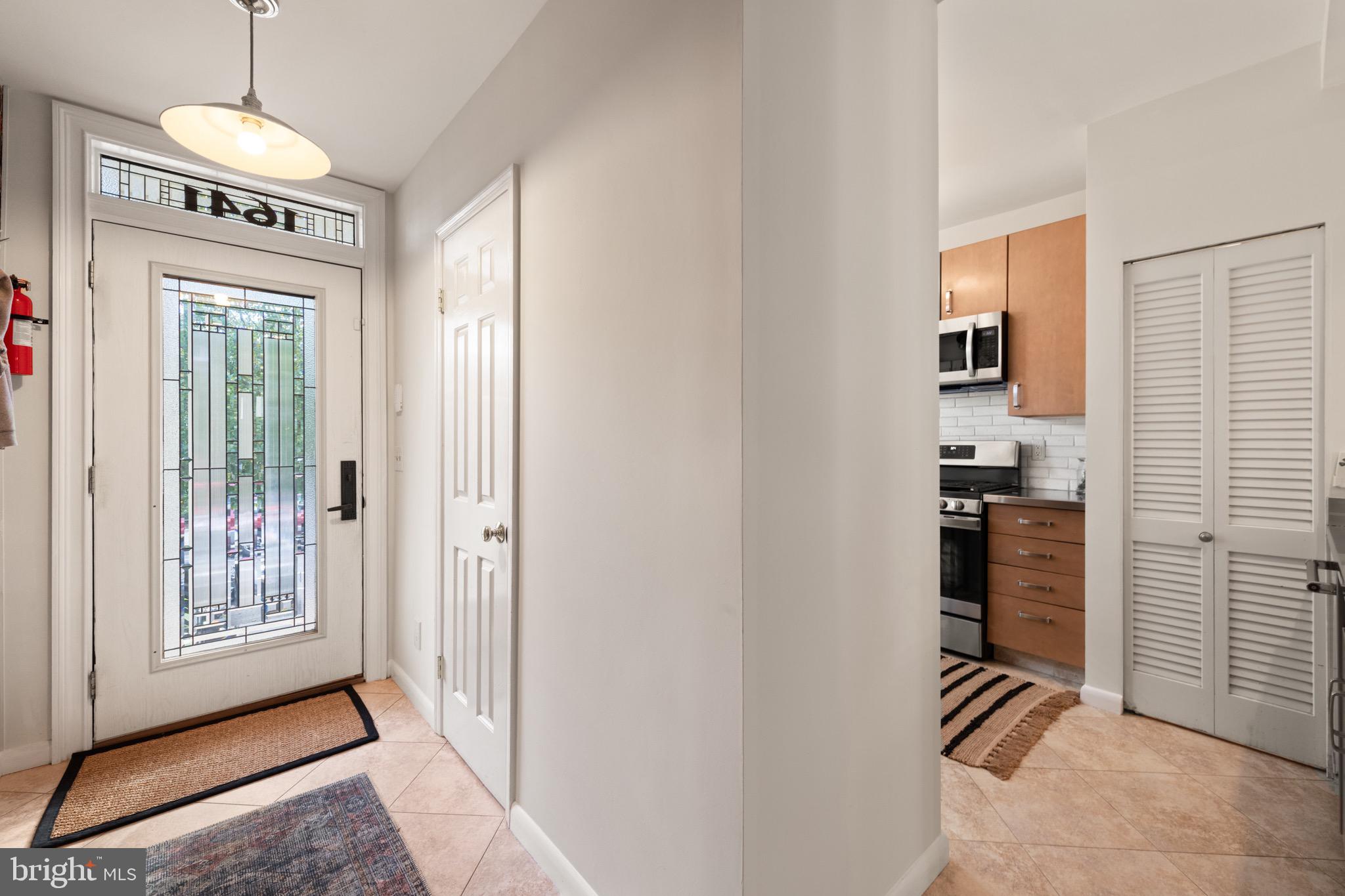 1641 V Street Northwest Washington, DC 20009 - Photo 6 of 36