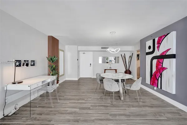 $3,500 | 9195 Collins Avenue, Unit 1109, Surfside, FL 33154