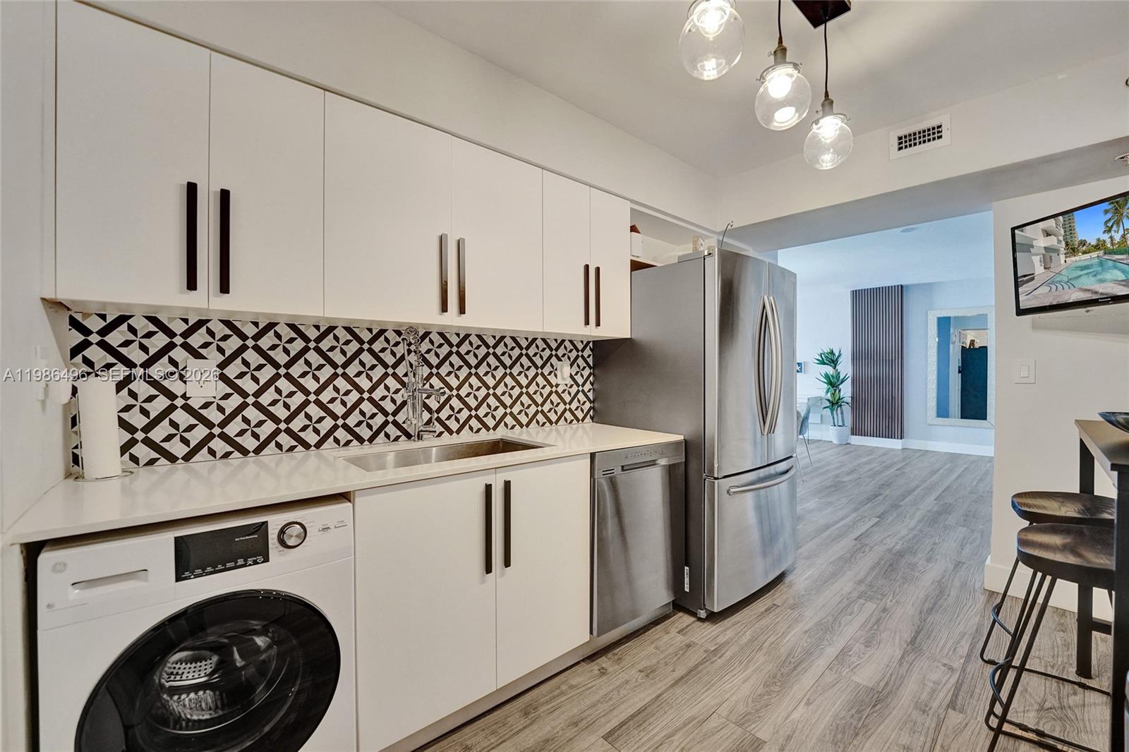 9195 Collins Avenue, Unit 1109 Surfside, FL 33154 - Photo 23 of 53