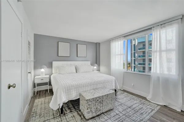 $3,500 | 9195 Collins Avenue, Unit 1109, Surfside, FL 33154