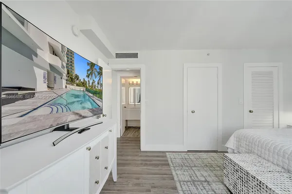 $3,500 | 9195 Collins Avenue, Unit 1109, Surfside, FL 33154