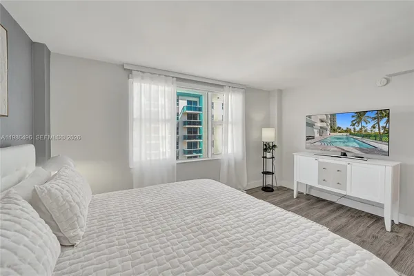 $3,500 | 9195 Collins Avenue, Unit 1109, Surfside, FL 33154