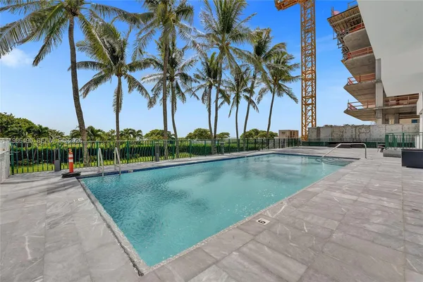 $3,500 | 9195 Collins Avenue, Unit 1109, Surfside, FL 33154