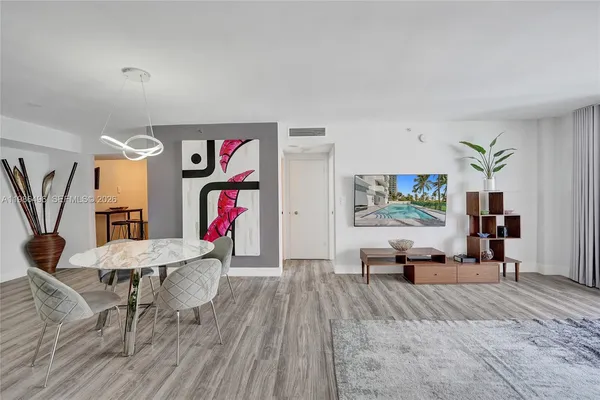 $3,500 | 9195 Collins Avenue, Unit 1109, Surfside, FL 33154