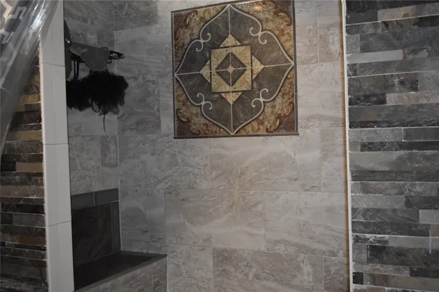 $250,000 | 558 West Leblanc Street, Winnie, TX 77665