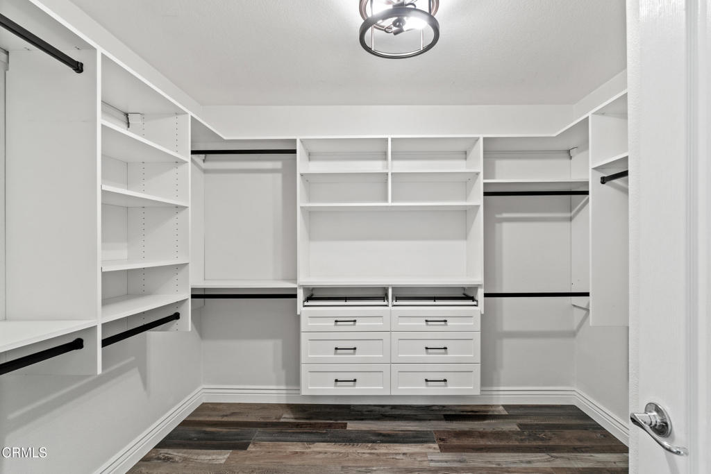 615 Halifax Lane Oxnard, CA 93035 - Photo 21 of 35 a view of walk in closet with empty racks