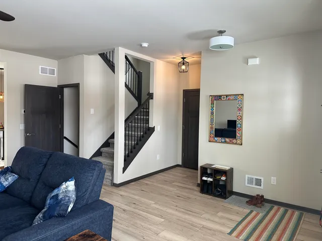 $3,250 | 4865 Jicama Road, Fitchburg, WI 53711