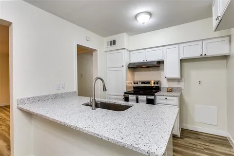 $175,000 | 5844 Sandhurst Lane, Unit D, Dallas, TX 75206