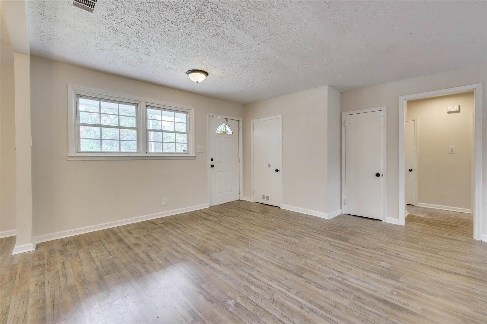 2826 Cornelia Road Augusta, GA 30906 - Photo 4 of 40 09-109