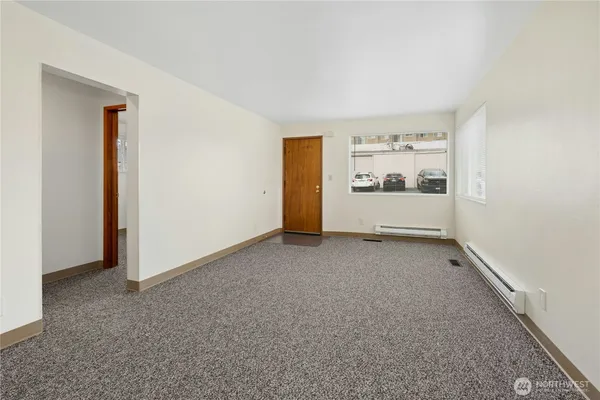 $2,995 | 9052 12th Avenue Northwest, Seattle, WA 98117