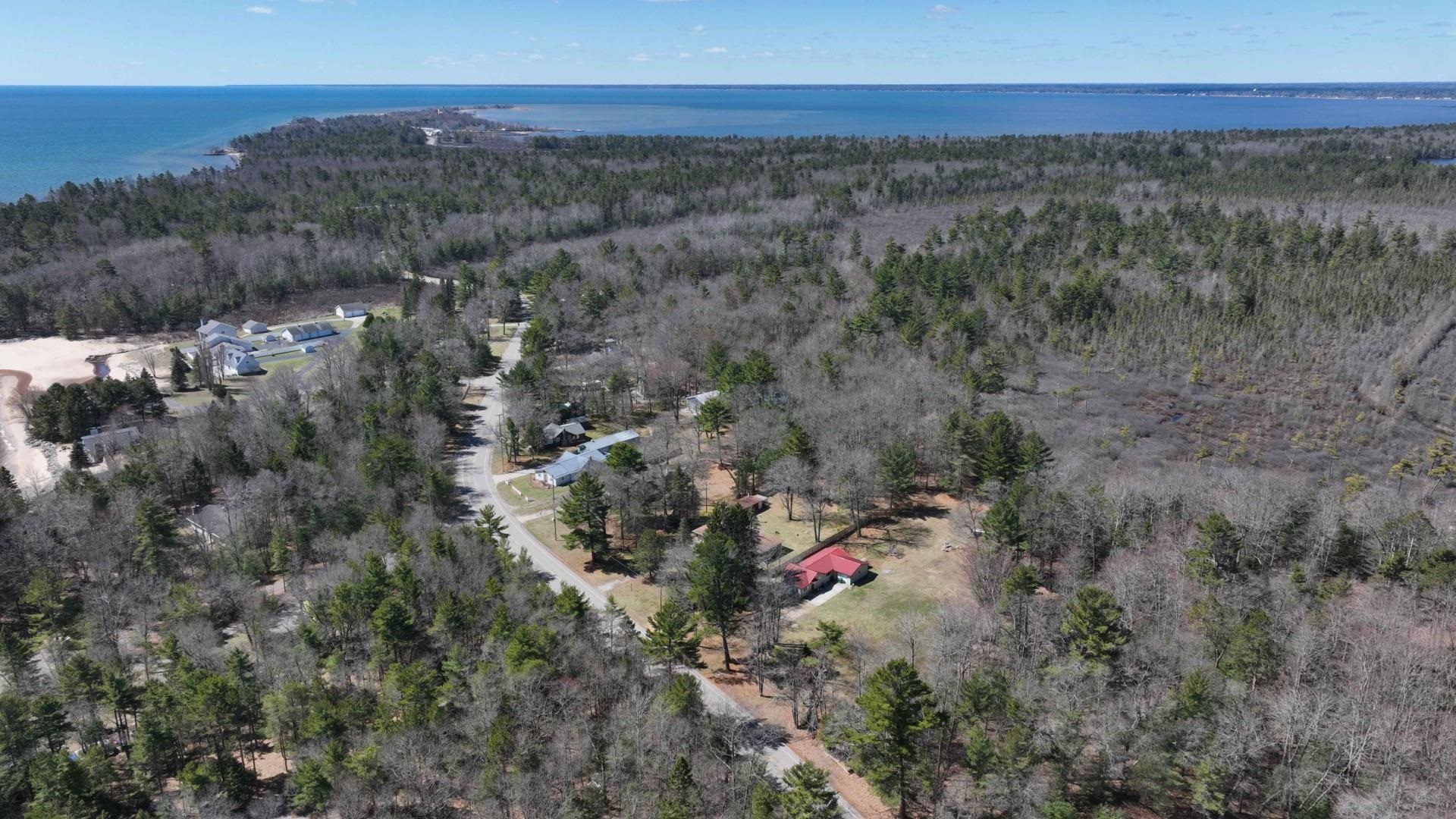 22 Baldwin Resort Road East Tawas, MI 48730 - Photo 4 of 72