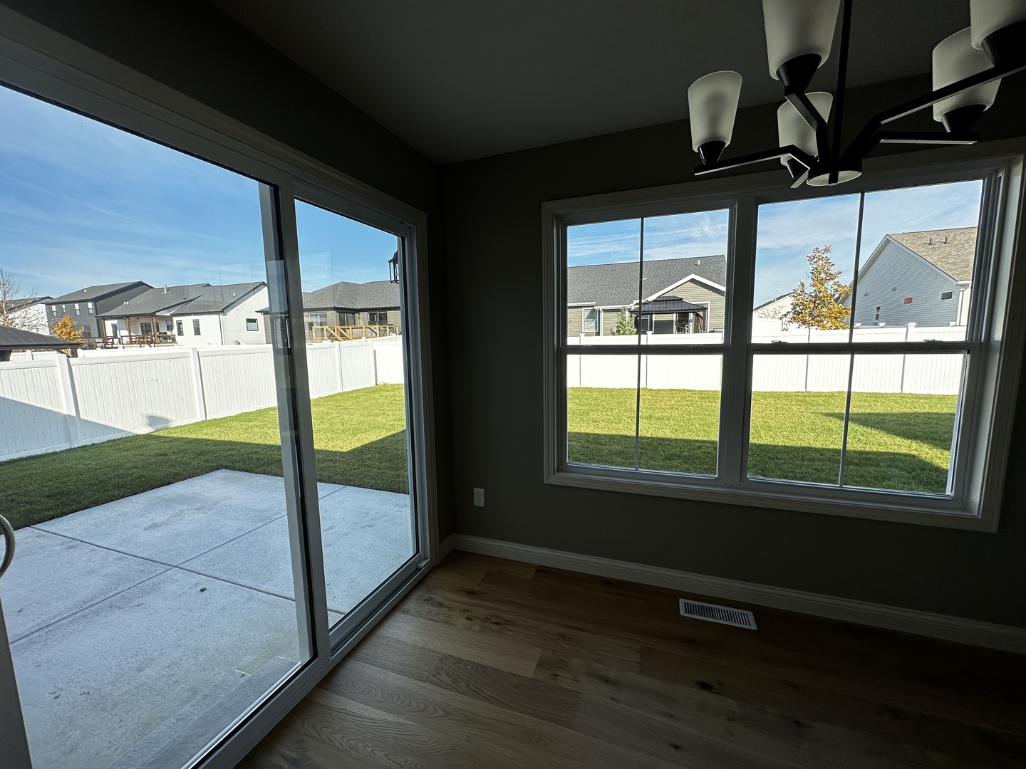 2704 Limestone Court Normal, IL 61761 - Photo 5 of 16 Gallery Image 5