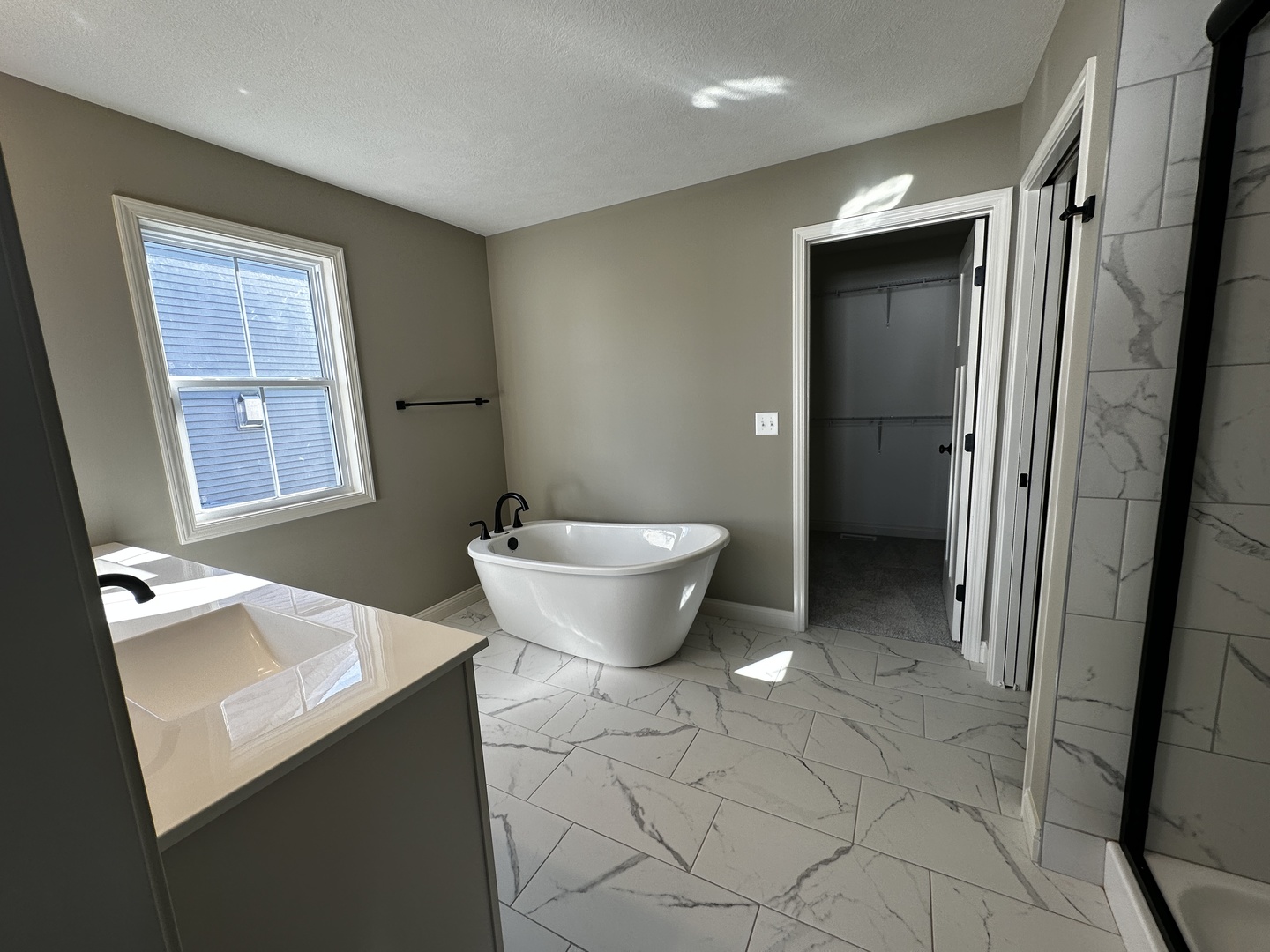 2704 Limestone Court Normal, IL 61761 - Photo 7 of 16 Gallery Image 7
