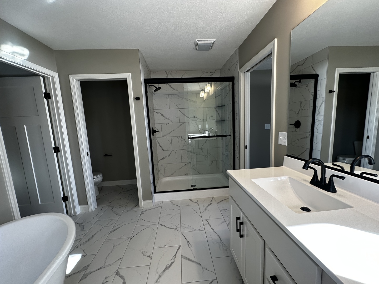2704 Limestone Court Normal, IL 61761 - Photo 8 of 16 Gallery Image 8