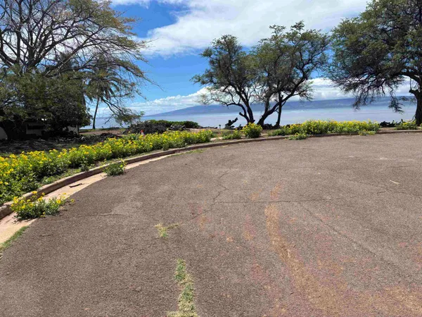 $395,000 | Lot #4 Hooulu Place, Kaunakakai, HI 96748