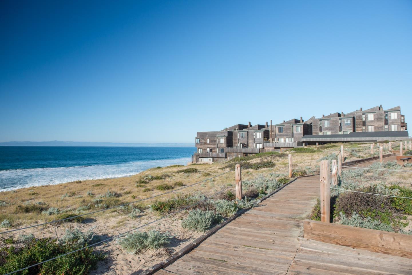 1 Surf Way, Unit 216 Monterey, CA 93940 - Photo 19 of 21
