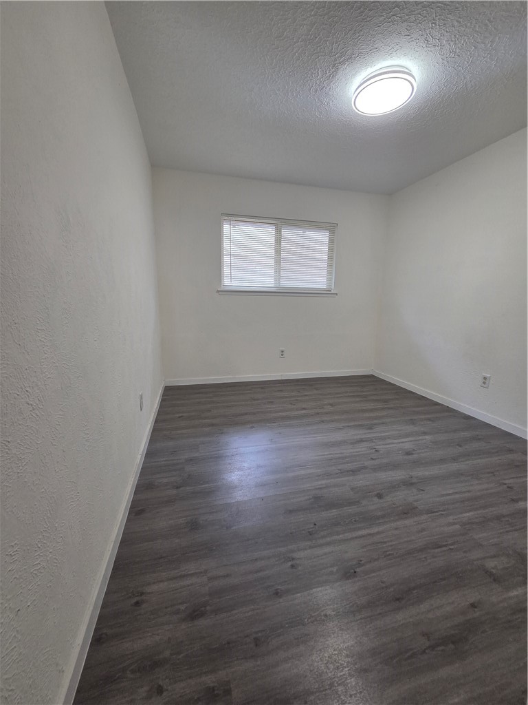 4402 Sutton Lane Corpus Christi, TX 78411 - Photo 15 of 19