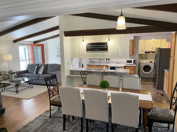 $269,000 | 166 Sleepy Hollow Circle, Kerrville, TX 78028