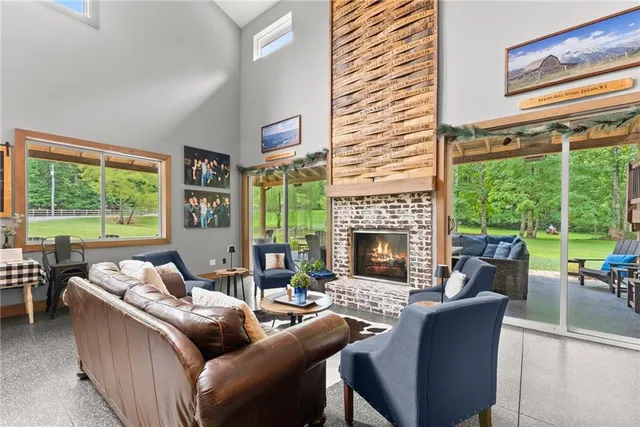 $2,390,000 | 299 Happy Trails Way, Jasper, GA 30143