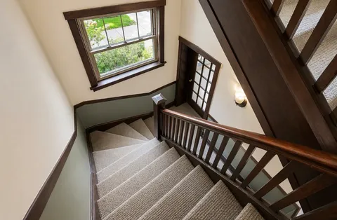$159,000 | 242 South Maple Avenue, Unit 1W, Oak Park, IL 60302