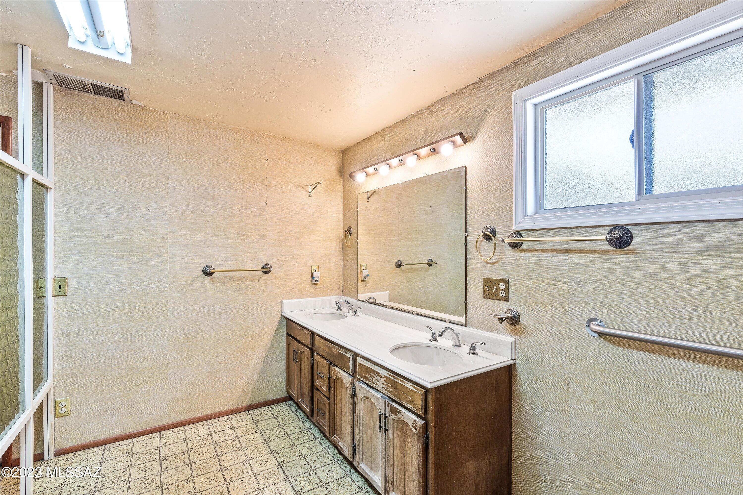 902 East Prince Road Tucson, AZ 85719 - Photo 18 of 50