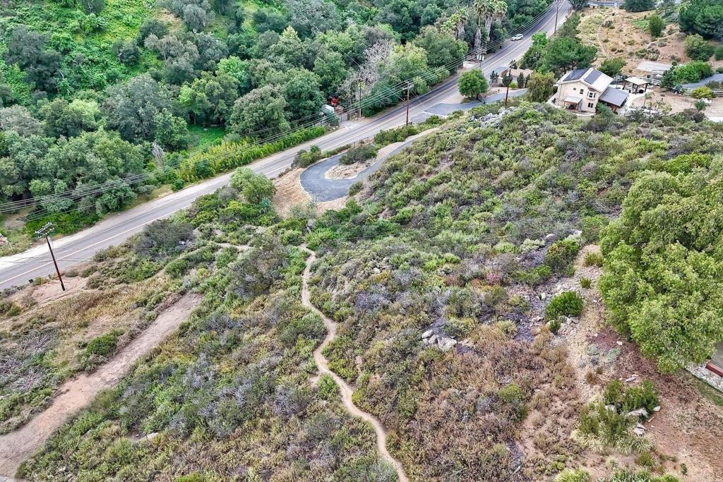 25183 Jesmond Dene Road Escondido, CA 92026 - Photo 14 of 15