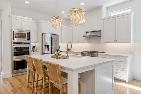 $1,595,000 | 7533 Garonne Street, Dallas, TX 75231