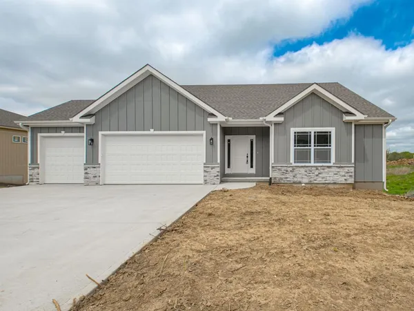 $599,950 | 16810 Northwest 124th Street, Platte City, MO 64079