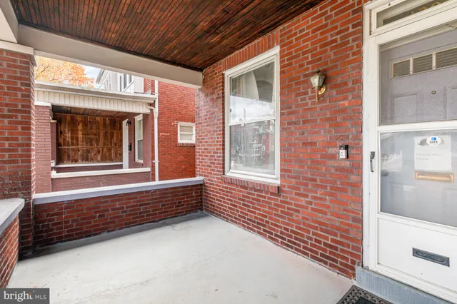 a view of front door with outdoor space