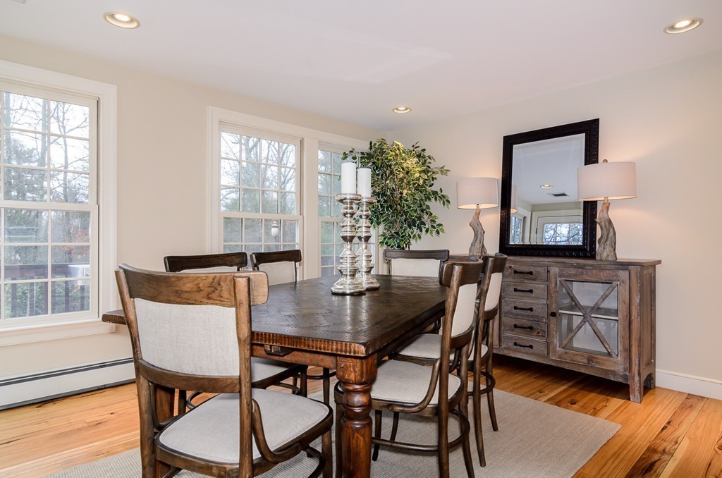 31 Beech Road Weston, MA 02493 - Photo 8 of 28 Gallery Image 8