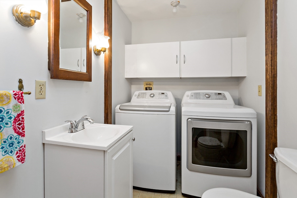 294 Salt Rock Road Barnstable, MA 02630 - Photo 16 of 31