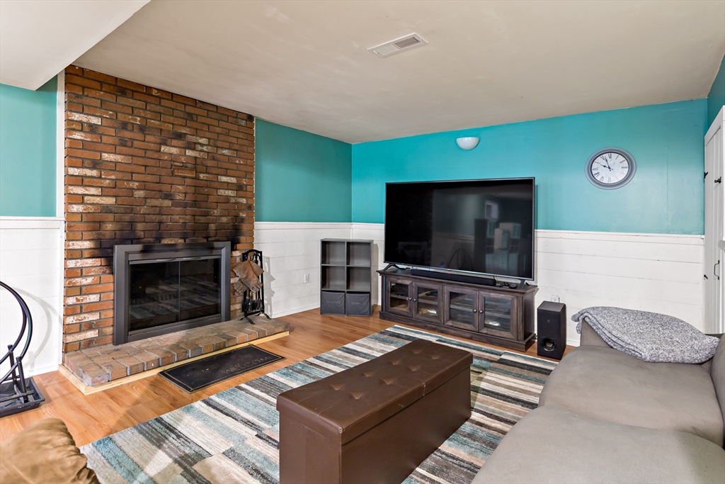 294 Salt Rock Road Barnstable, MA 02630 - Photo 17 of 31