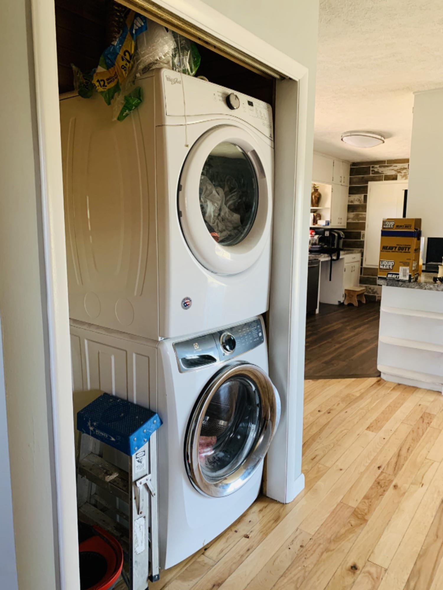 8208 East 14 Mile Road Paris, MI 49338 - Photo 13 of 34 laundry