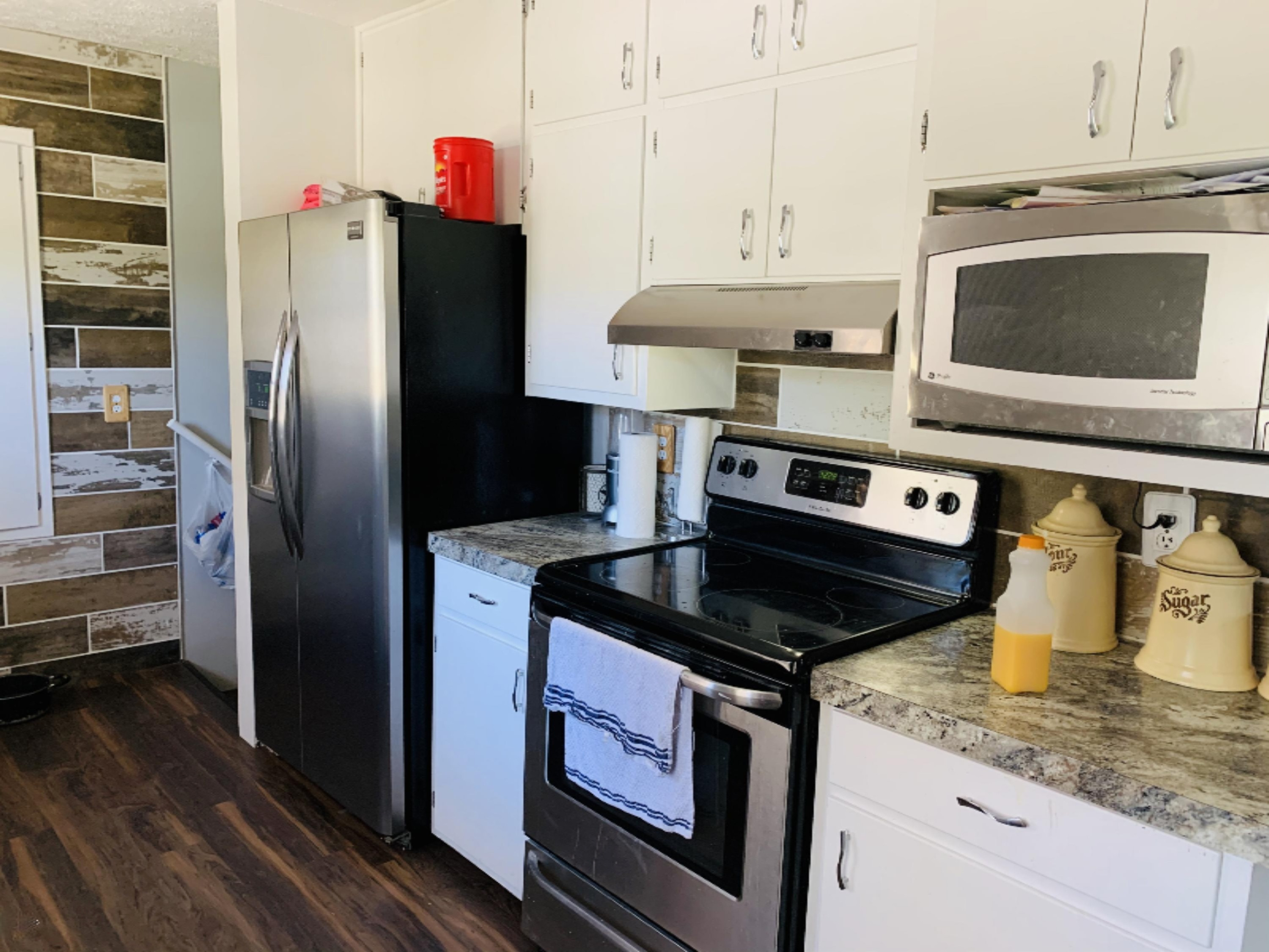 8208 East 14 Mile Road Paris, MI 49338 - Photo 6 of 34 kitchen3