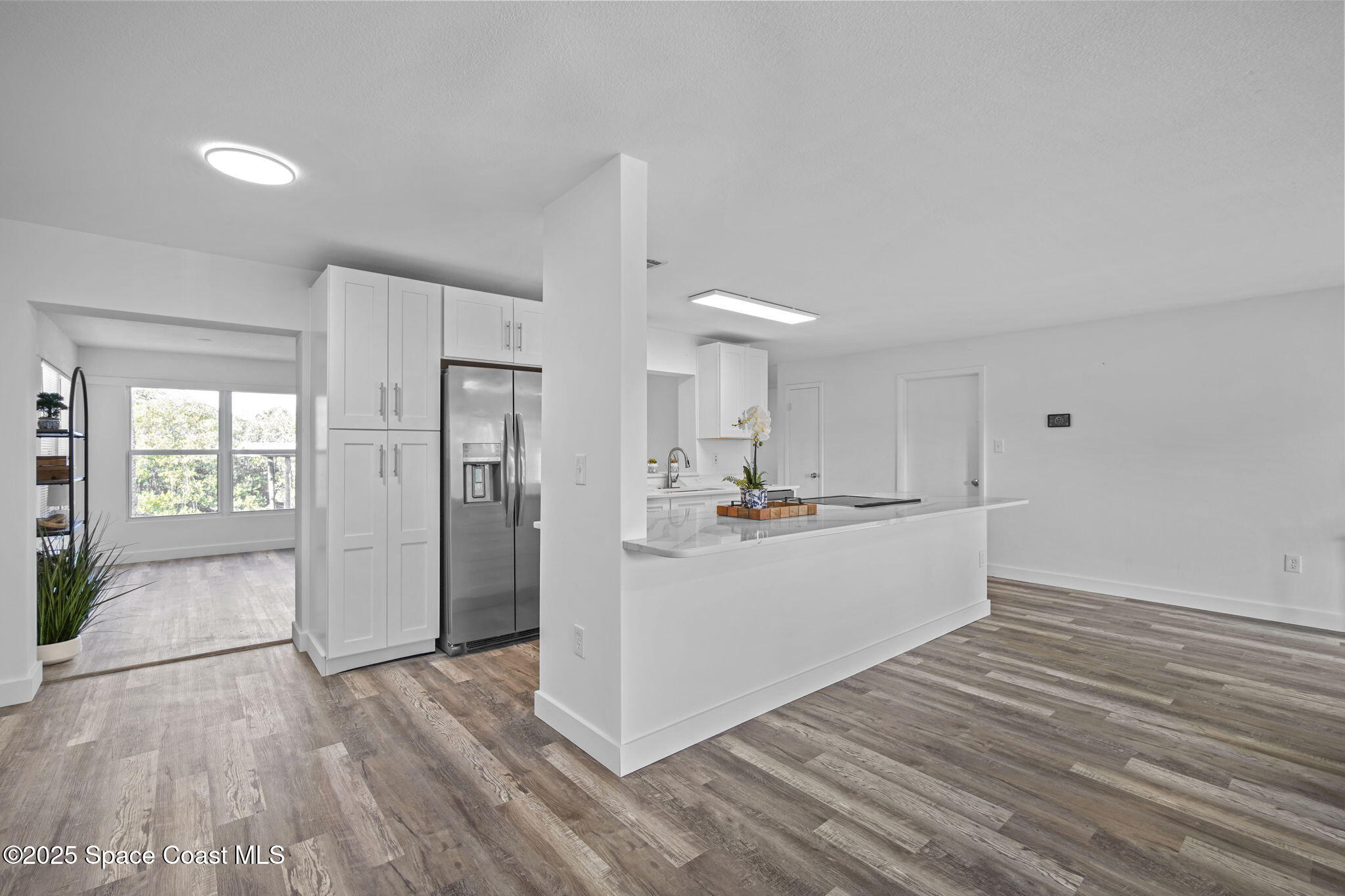 1390 Island Drive Merritt Island, FL 32952 - Photo 11 of 48 15-web-or-mls-ISLAND_KITCHEN3