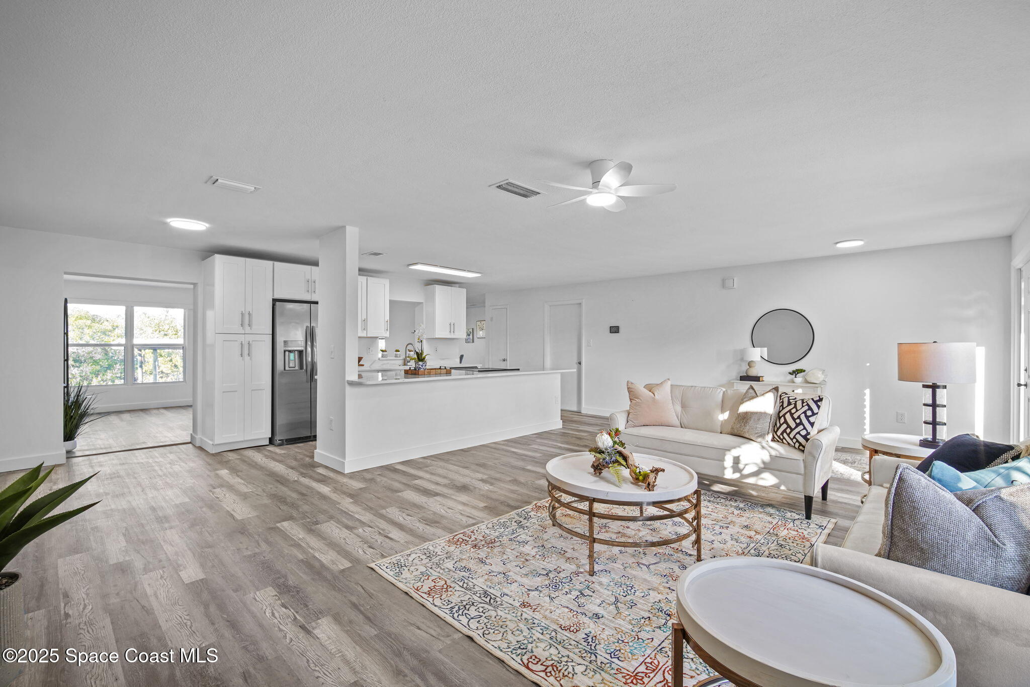 1390 Island Drive Merritt Island, FL 32952 - Photo 4 of 48 8-web-or-mls-ISLAND_LIVING12